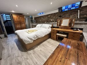 Photo 21- click for photo gallery